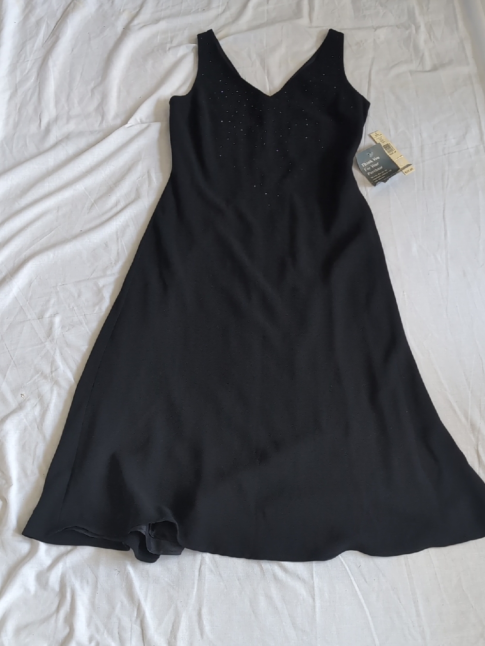 Amanda Smith Black Sleeveless V-Neck Midi Dress